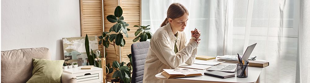 Online Education Focus (Intent: Convenience / Online Learning)